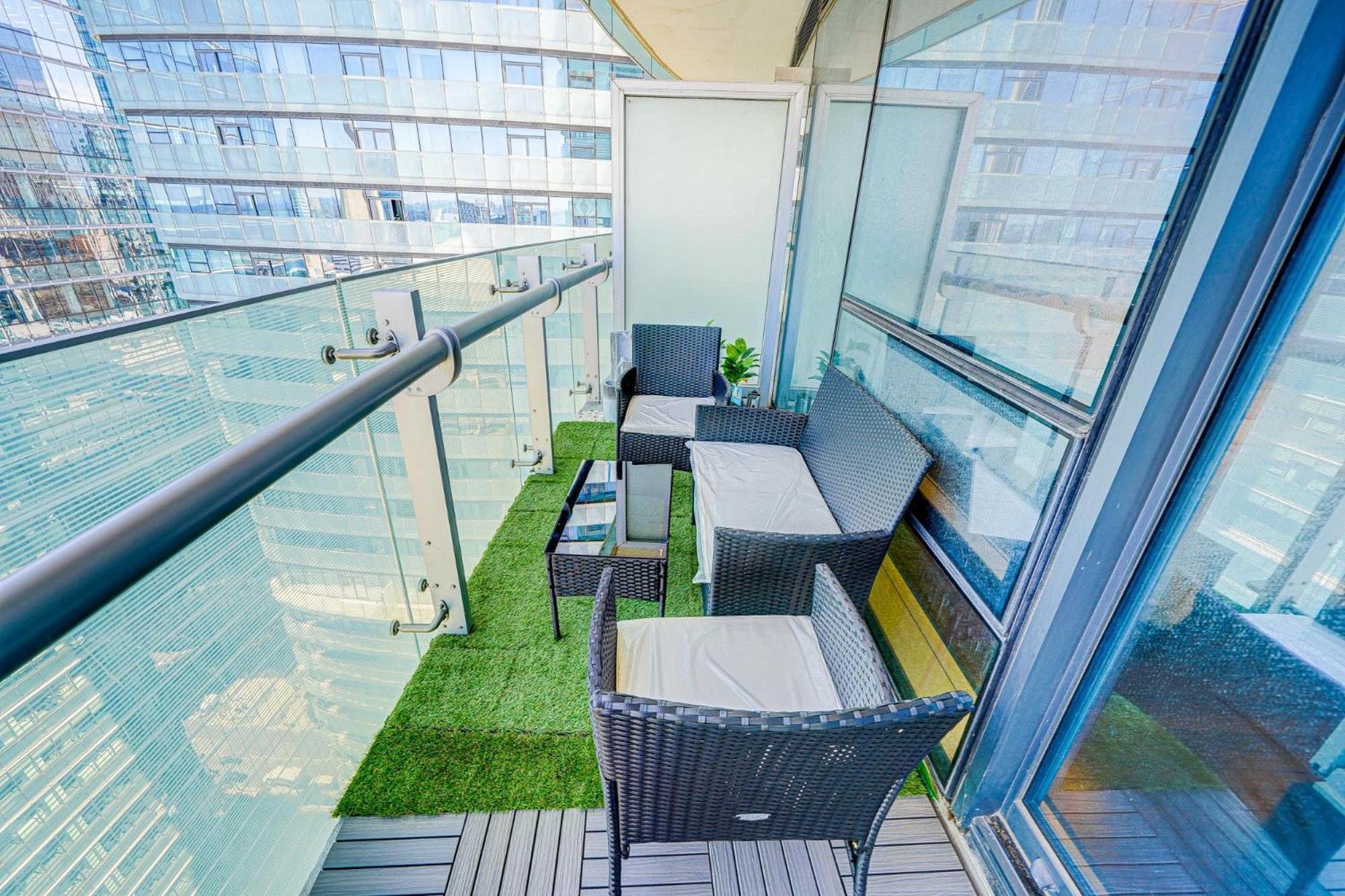 Skytree - Modern Rusty Condo Close To Union Station In Heart Of Downtown Toronto Bagian luar foto