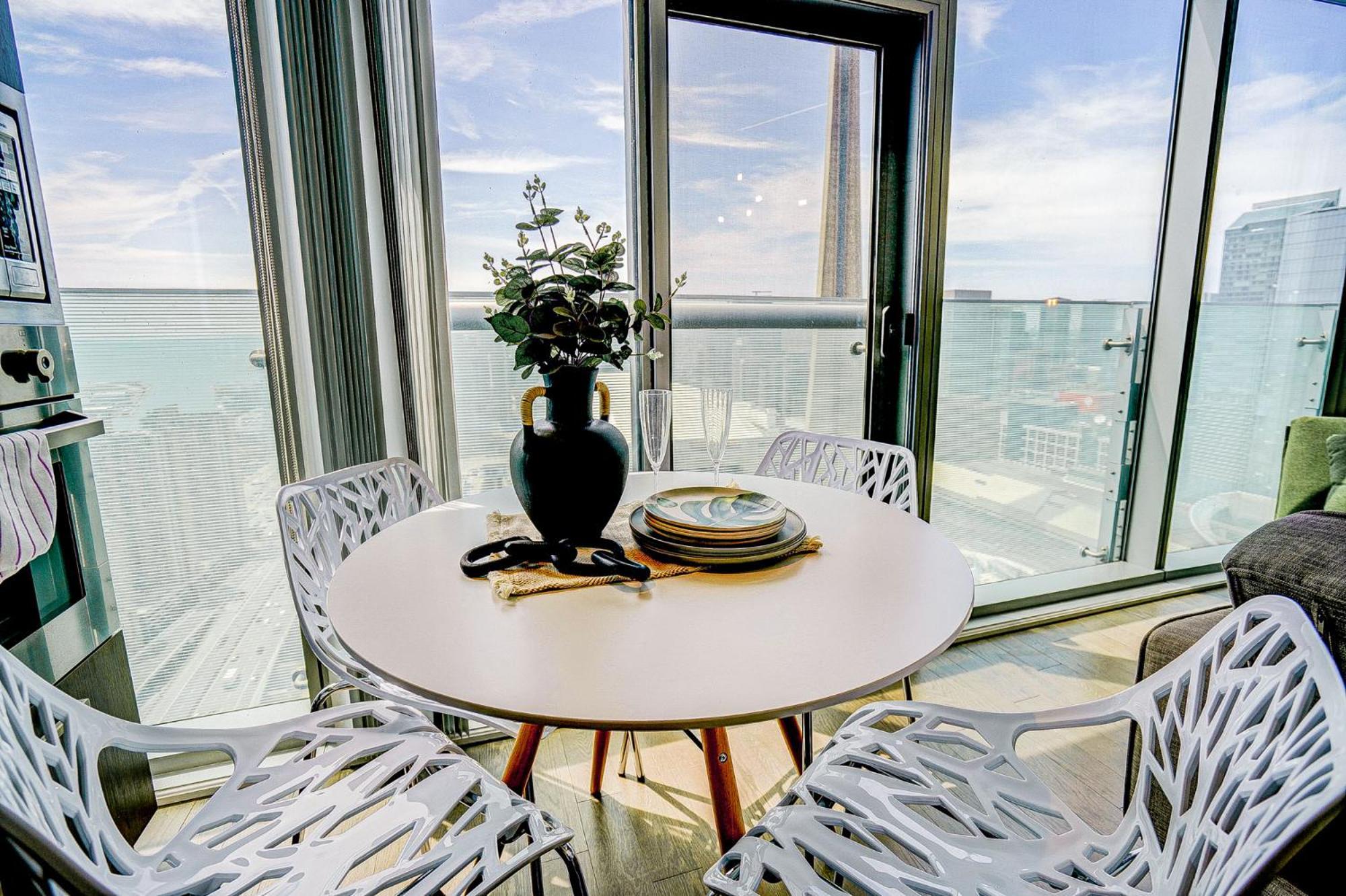 Skytree - Modern Rusty Condo Close To Union Station In Heart Of Downtown Toronto Bagian luar foto
